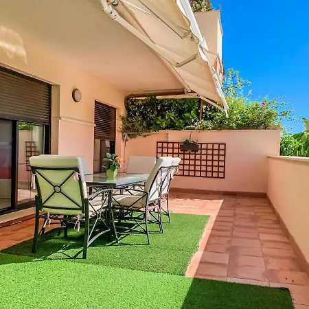 2 Bed Modern Sea Views Appartamento