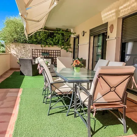 2 Bed Modern Sea Views Appartamento