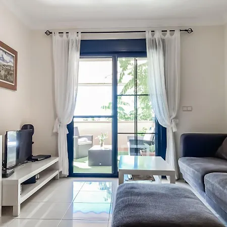 2 Bed Modern Sea Views Appartamento *